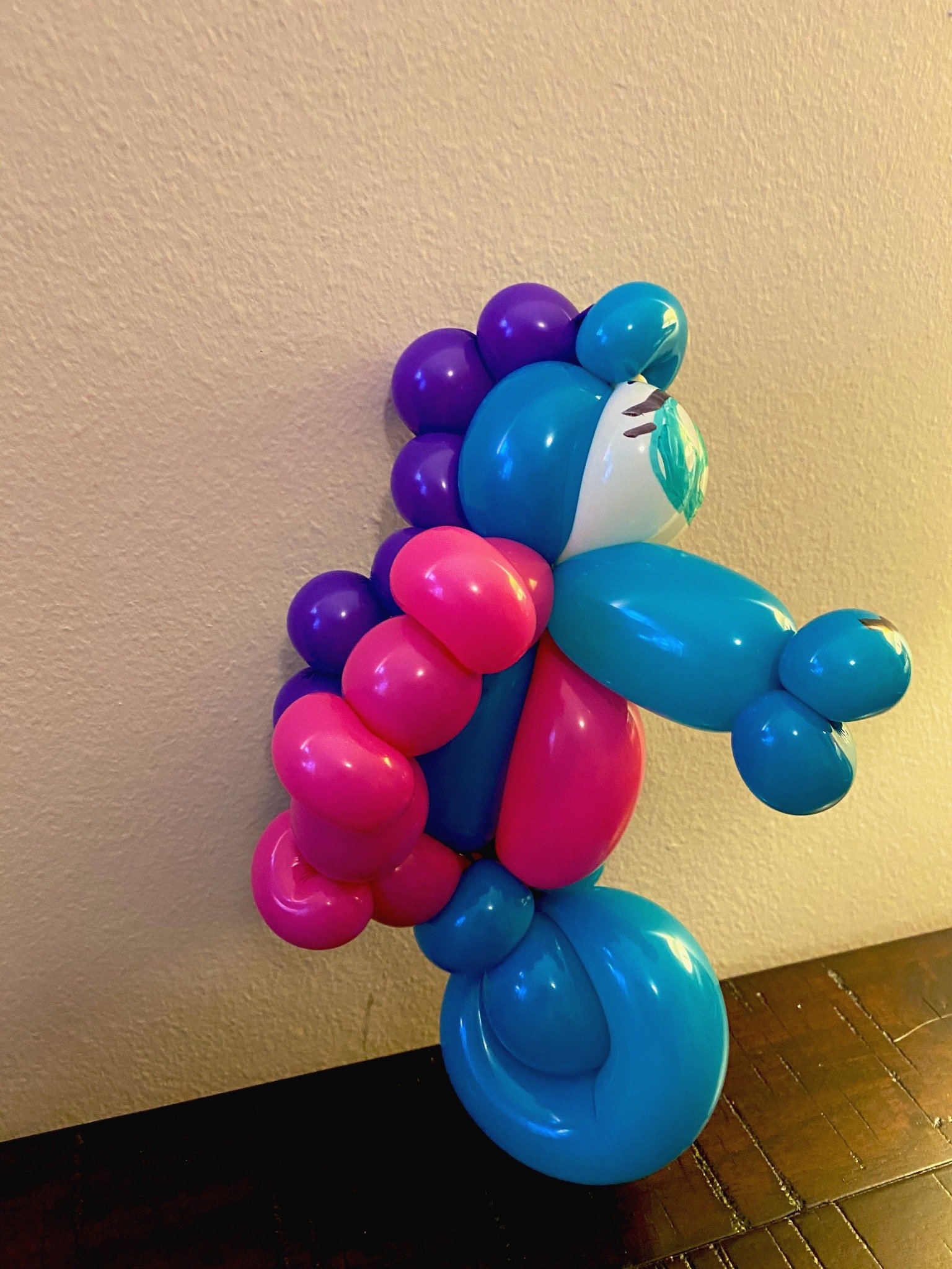 Custom balloon art sculptures for Florida events