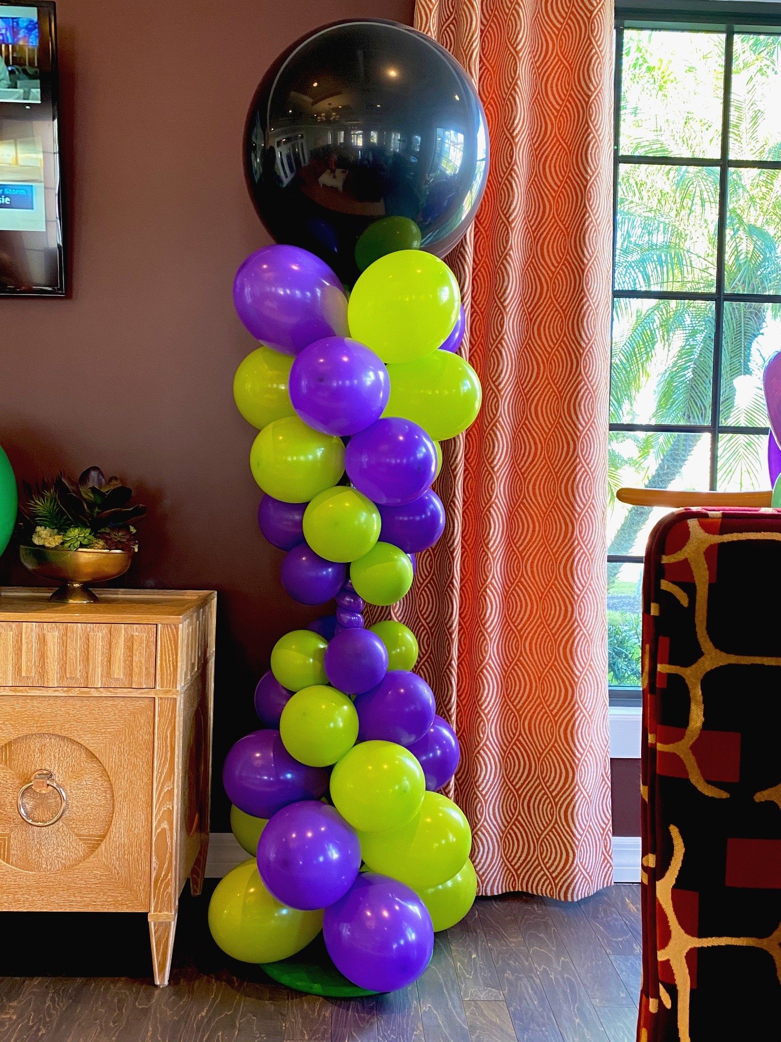 Complete guide to balloon decor for events