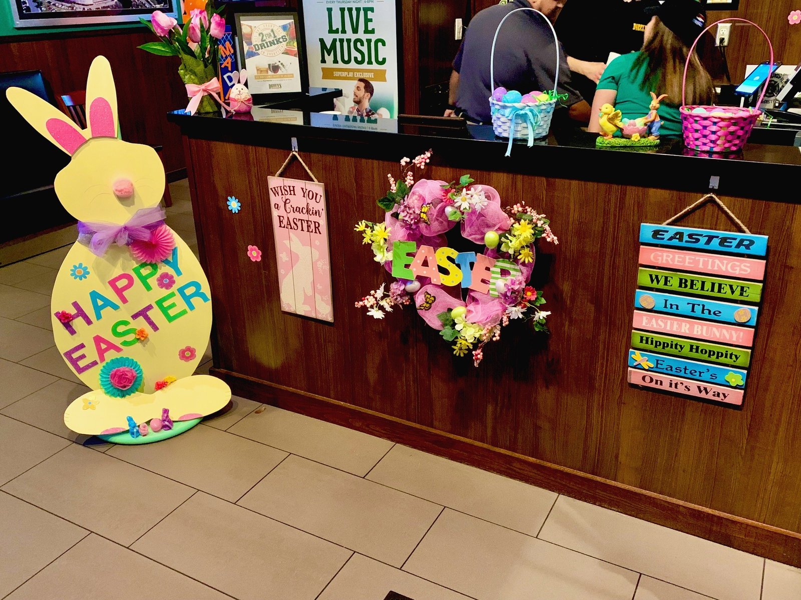 Seasonal holiday balloon and decor installation at Florida venue